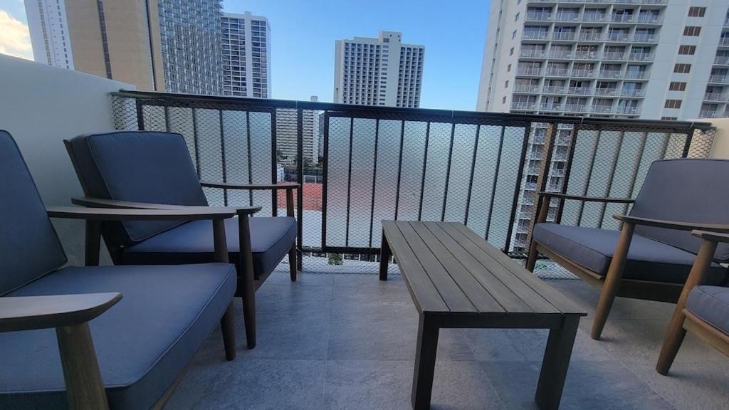 Waikiki Condo 2 Bedrooms 2 Bathrooms With 1 Free Parking Space Honolulu Extérieur photo