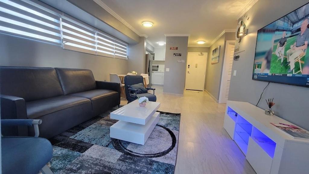 Waikiki Condo 2 Bedrooms 2 Bathrooms With 1 Free Parking Space Honolulu Extérieur photo